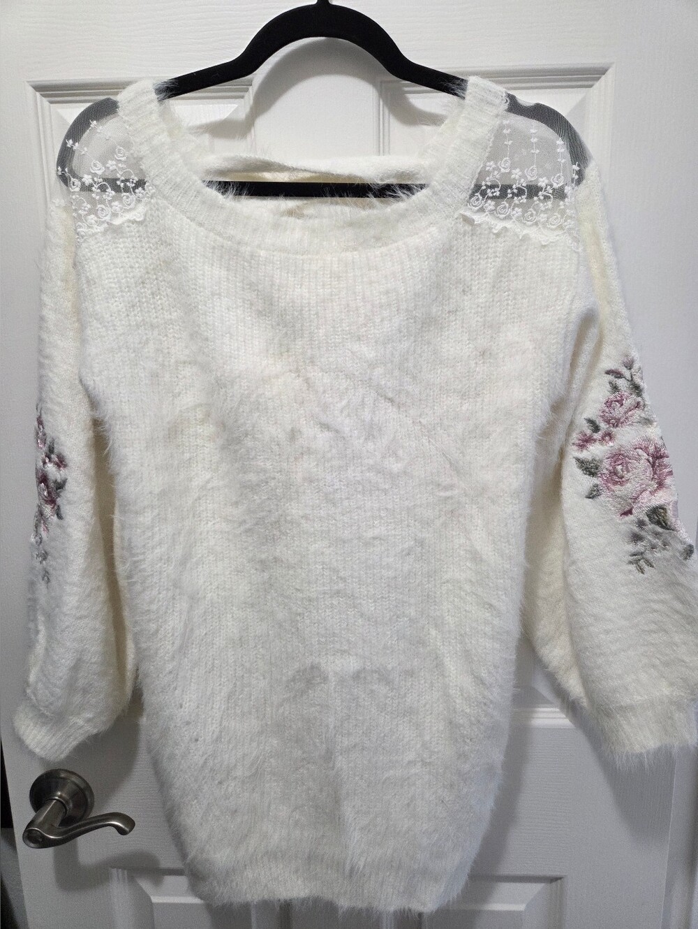 LIZ LISA Sleeve Embroidered Knit Dress
